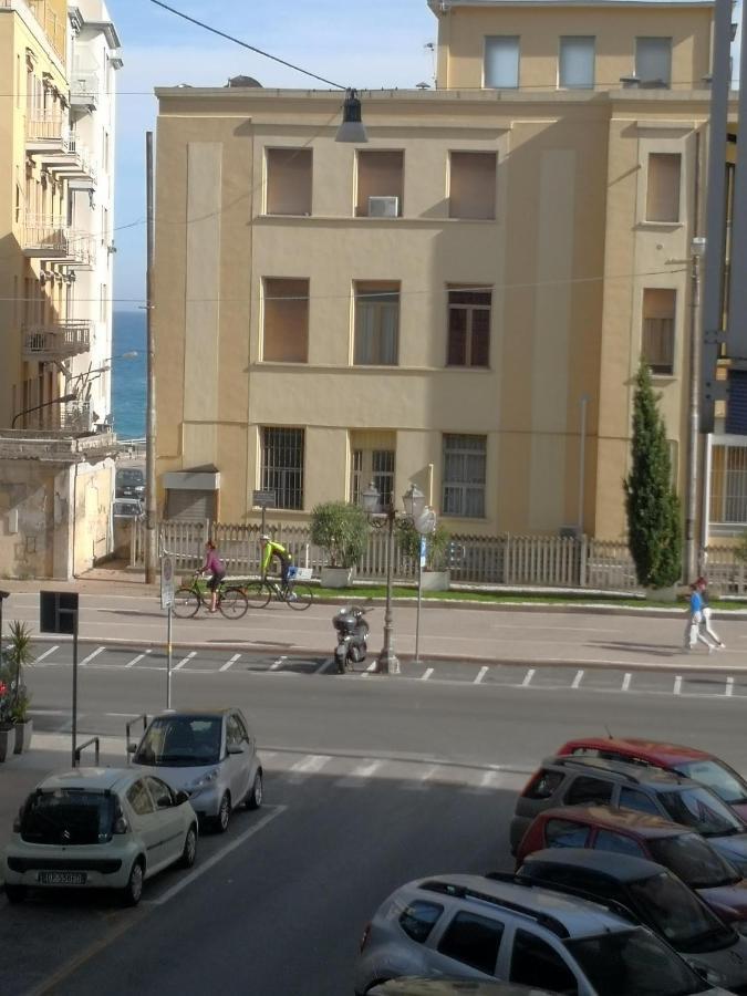 Casa Vacanze Helsinore San Remo Buitenkant foto