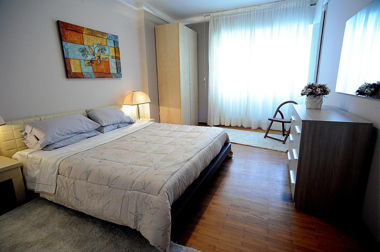 Casa Vacanze Helsinore San Remo Buitenkant foto